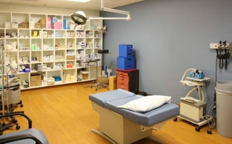 permanent modular building LIMESTONE MEDICAL CENTER – MEDICAL FACILITY